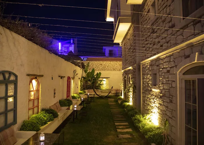 Stone Garden Taş Otel 3*