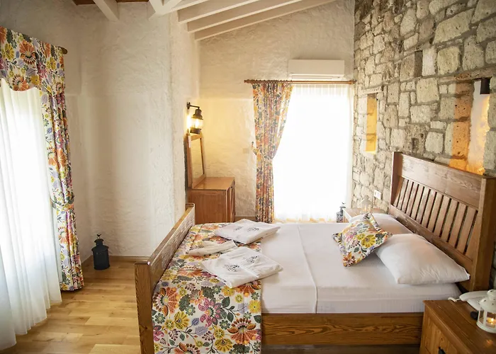 Stone Garden Taş Otel İzmir