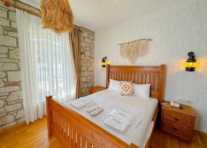 Stone Garden Taş Otel İzmir