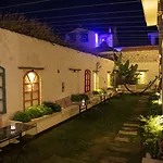 The Fountain Hotel