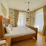 The Fountain Hotel 3*