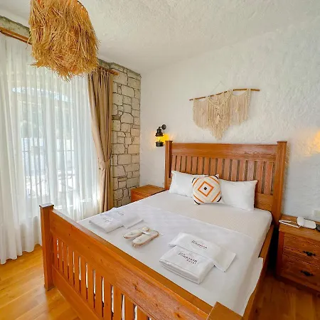 Stone Garden Taş Otel İzmir