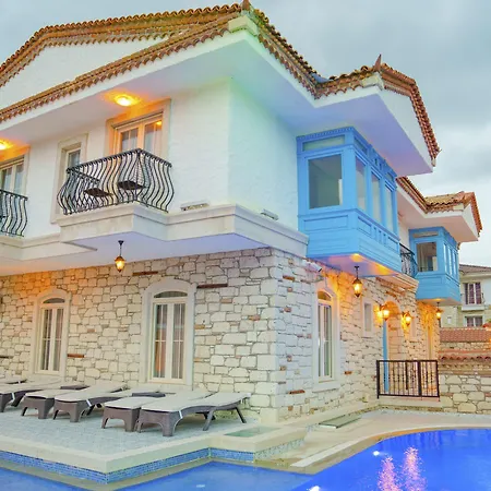 Otel Stone Garden Taş