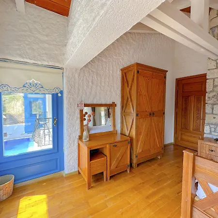 Stone Garden Taş Otel İzmir