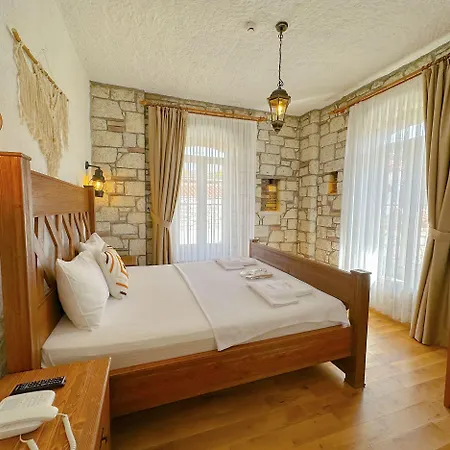 The Fountain Hotell 3*