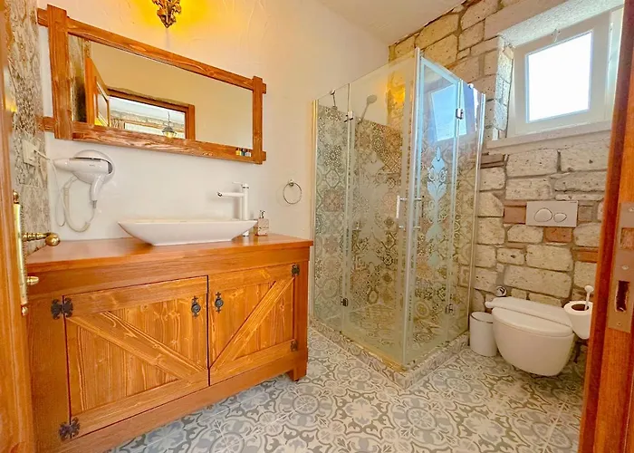 The Fountain Hotel 3*