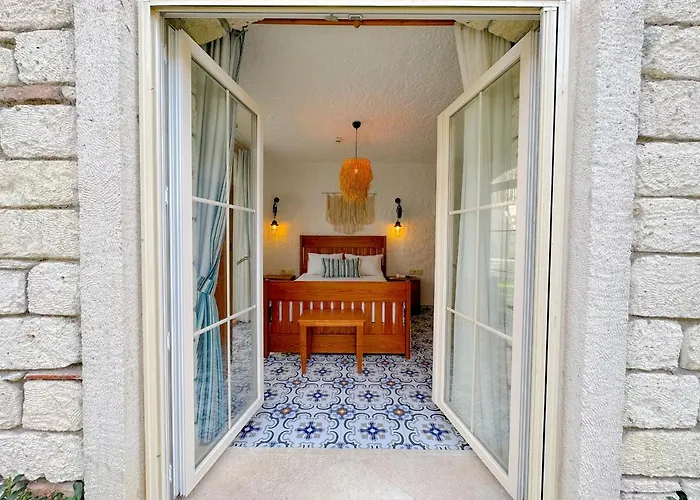 The Fountain Отель