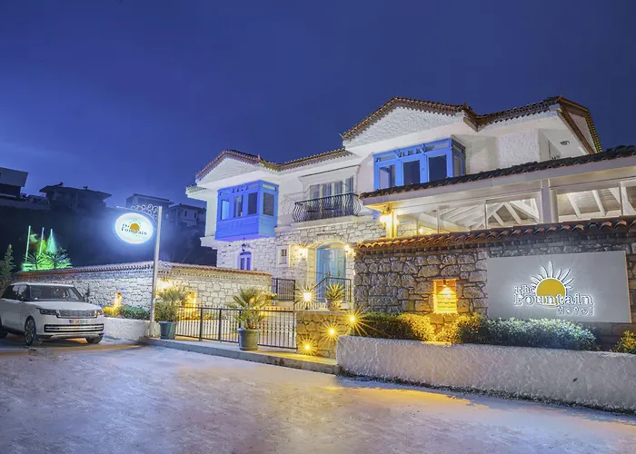 Отель The Fountain 3*